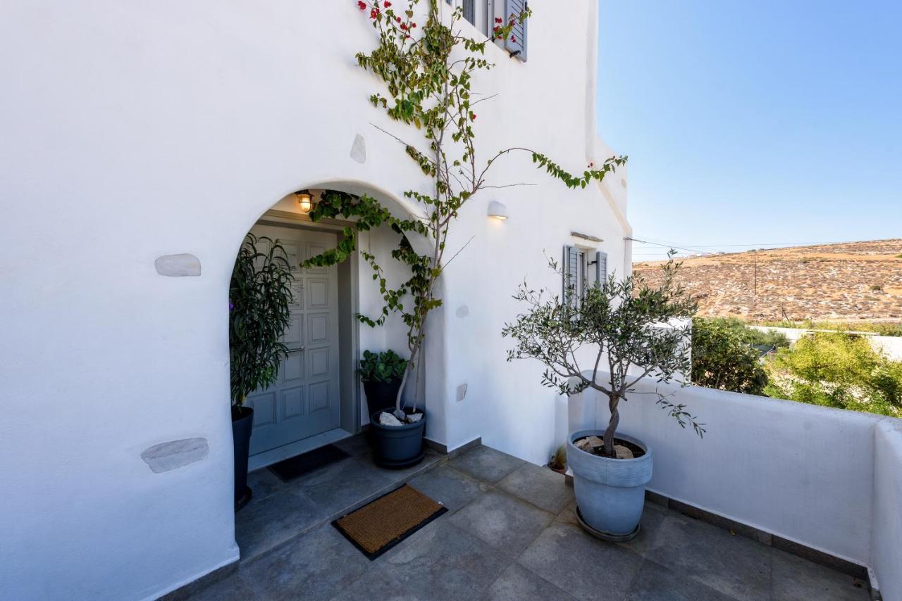 Hara'S Villa In Naousa , Paros Luaran gambar